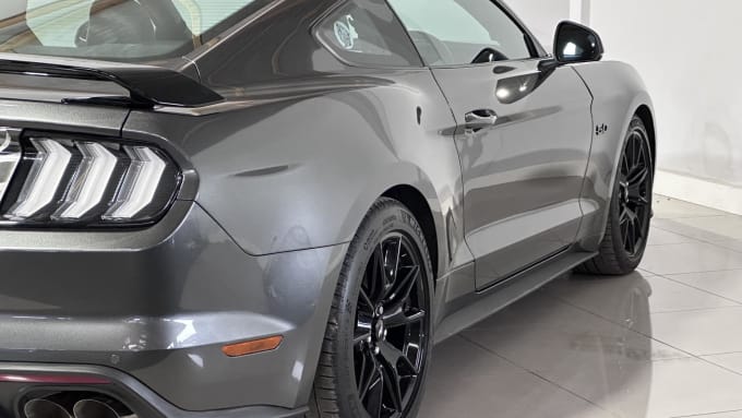 2020 Ford Mustang