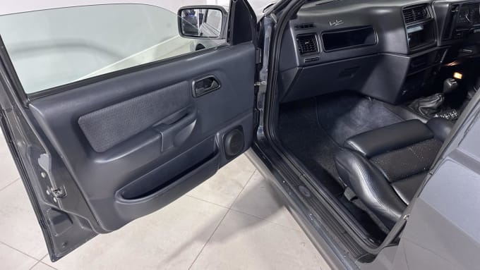 1999 Ford Sierra