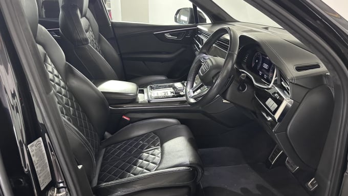 2021 Audi Q7