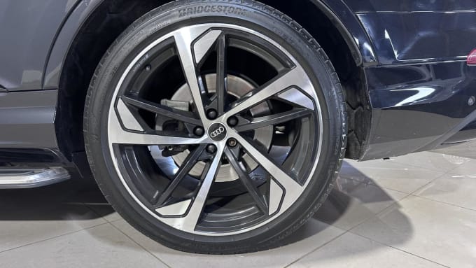 2021 Audi Q7