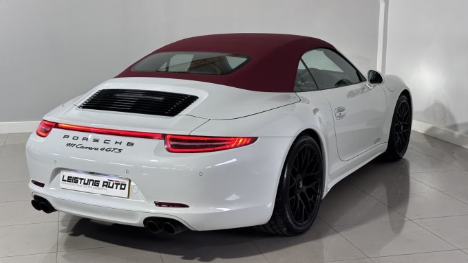 2015 Porsche 911