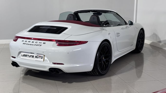 2015 Porsche 911