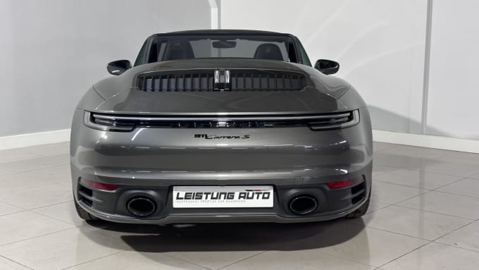 2024 Porsche 911