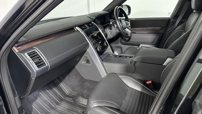 2023 Land Rover Discovery