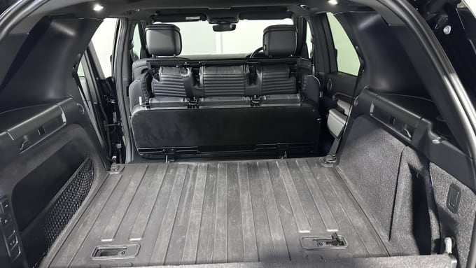 2023 Land Rover Discovery