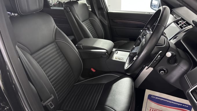 2023 Land Rover Discovery