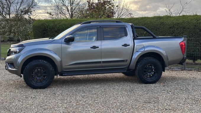 2020 Nissan Navara