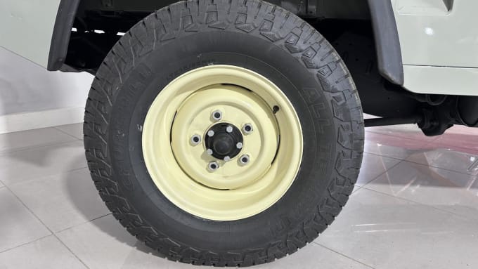 1986 Land Rover 127