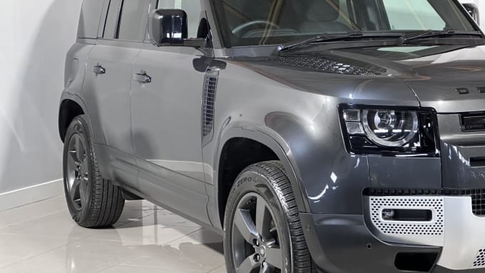 2023 Land Rover Defender