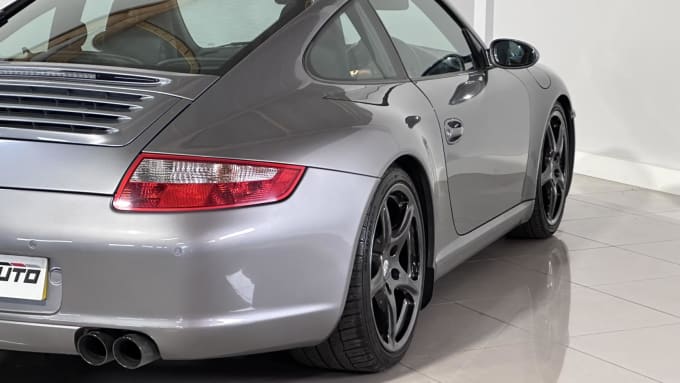 2005 Porsche 911