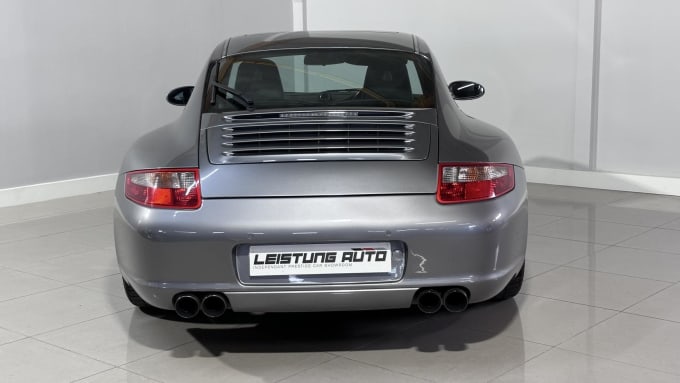 2005 Porsche 911