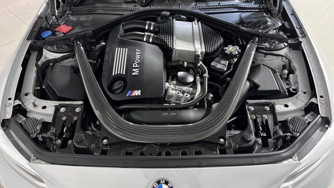 2019 BMW M2