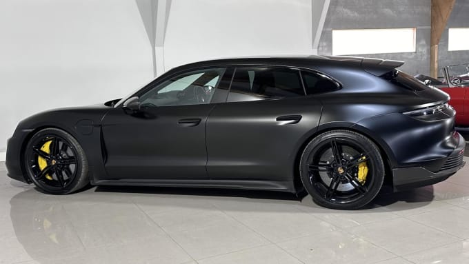 2023 Porsche Taycan