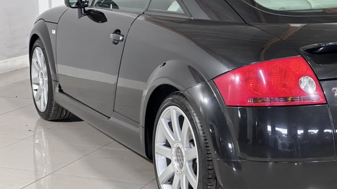 2004 Audi Tt