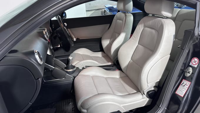 2004 Audi Tt