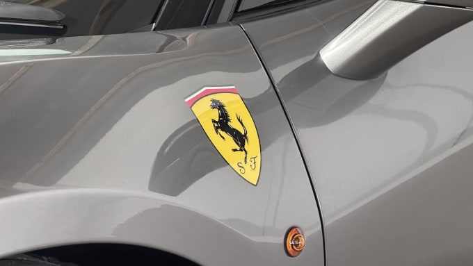 2016 Ferrari 488