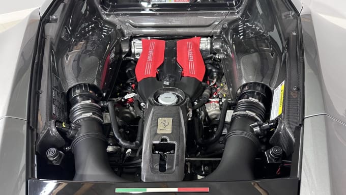 2016 Ferrari 488
