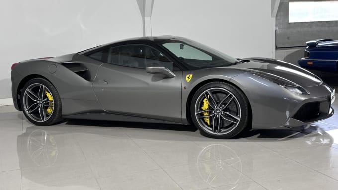 2016 Ferrari 488