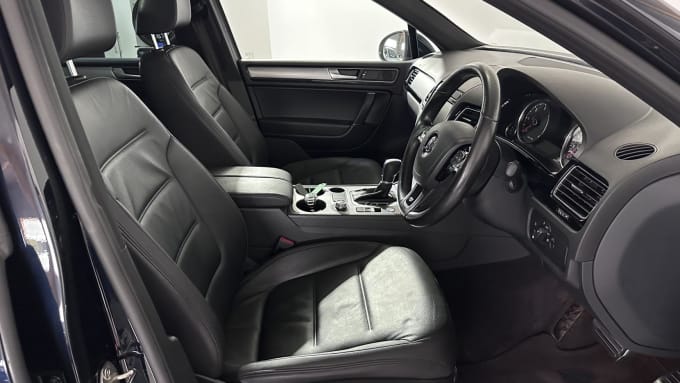 2016 Volkswagen Touareg
