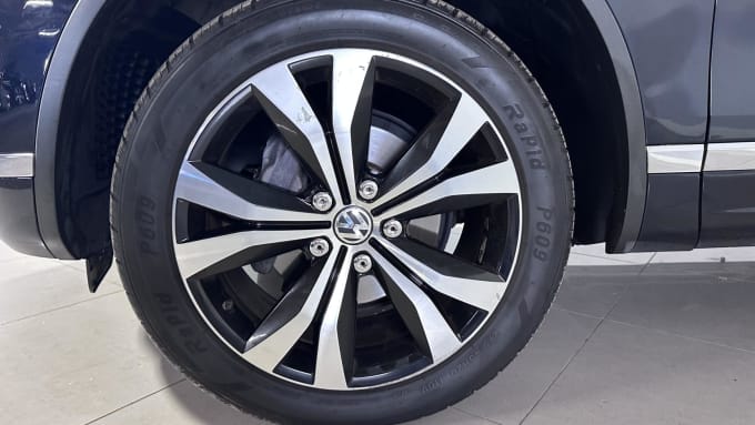 2016 Volkswagen Touareg