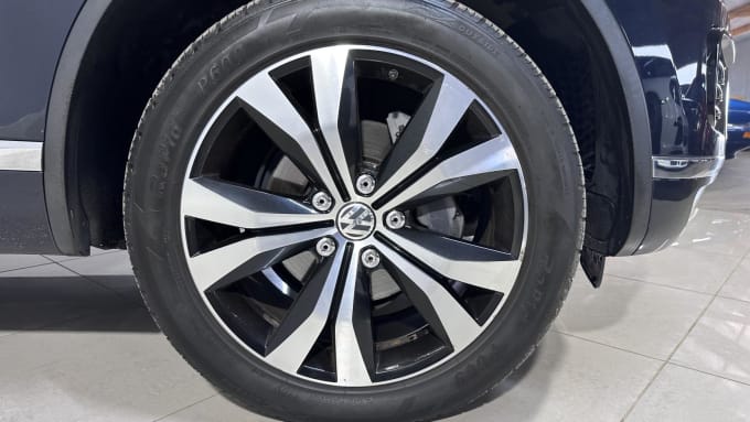 2016 Volkswagen Touareg