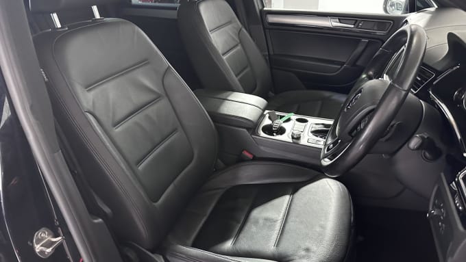 2016 Volkswagen Touareg