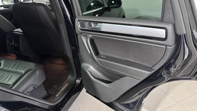 2016 Volkswagen Touareg