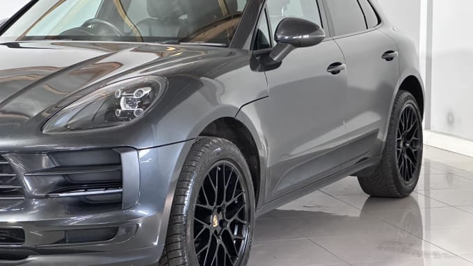 2020 Porsche Macan