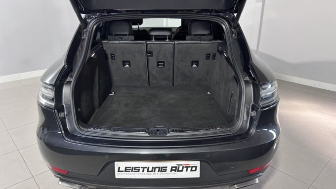 2020 Porsche Macan