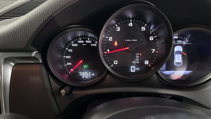 2020 Porsche Macan