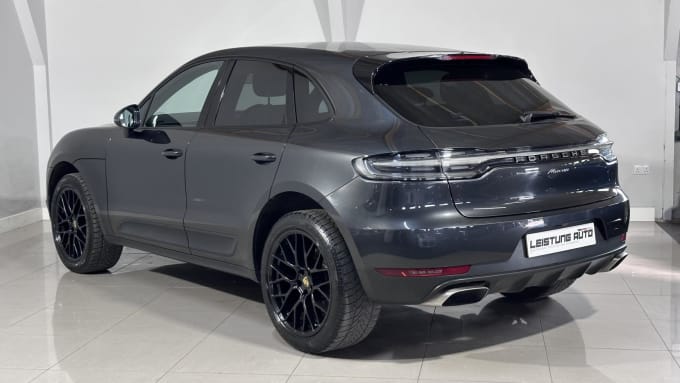 2020 Porsche Macan