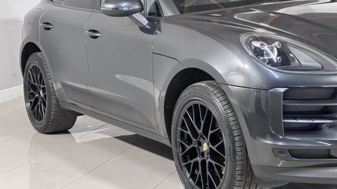 2020 Porsche Macan