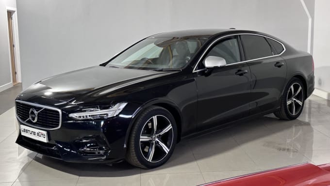 2018 Volvo S90