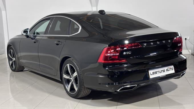 2018 Volvo S90