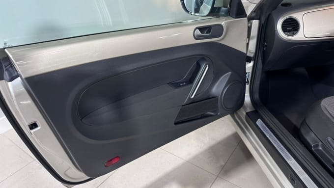 2013 Volkswagen Beetle