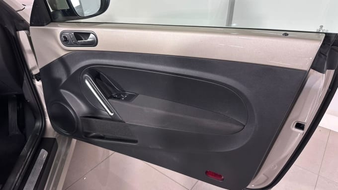 2013 Volkswagen Beetle