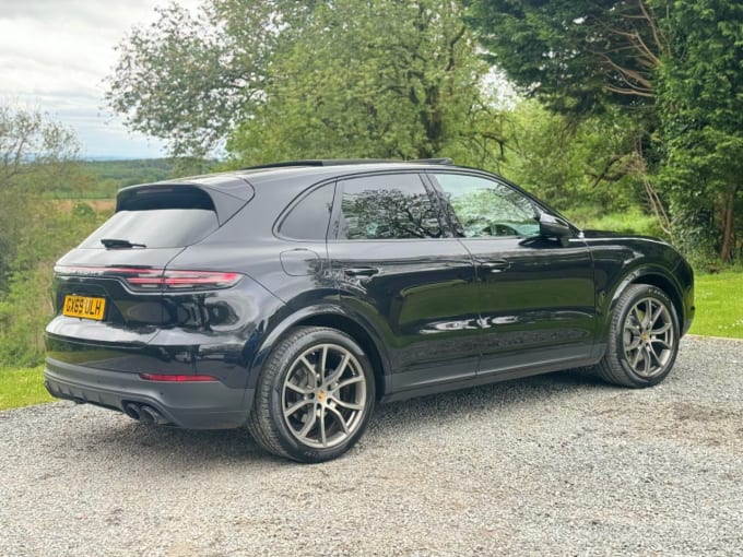 2025 Porsche Cayenne