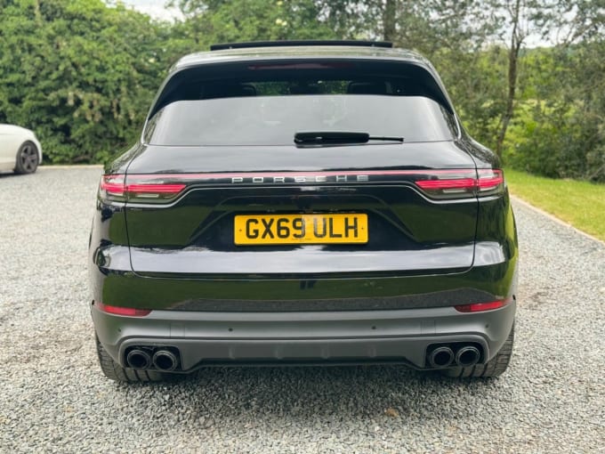 2025 Porsche Cayenne