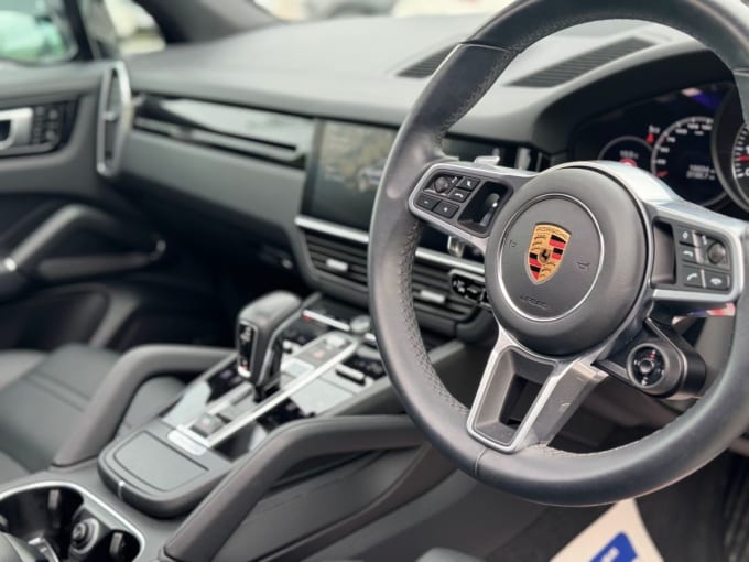 2025 Porsche Cayenne