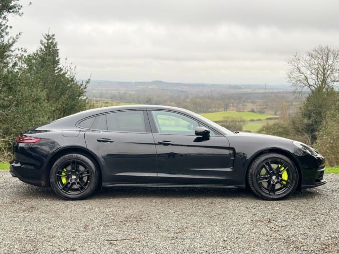 2025 Porsche Panamera