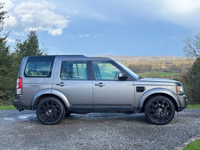 2025 Land Rover Discovery 4