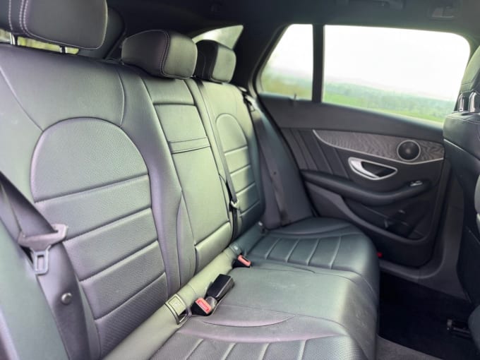 2025 Mercedes-benz C-class