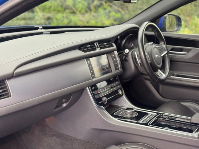 2025 Jaguar Xf