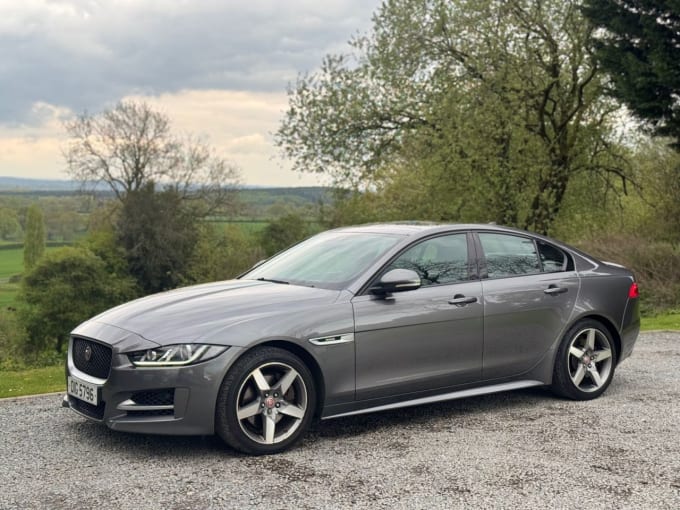 2025 Jaguar Xe