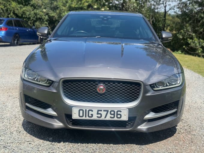 2025 Jaguar Xe