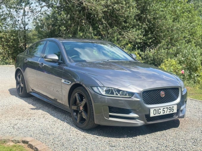 2025 Jaguar Xe