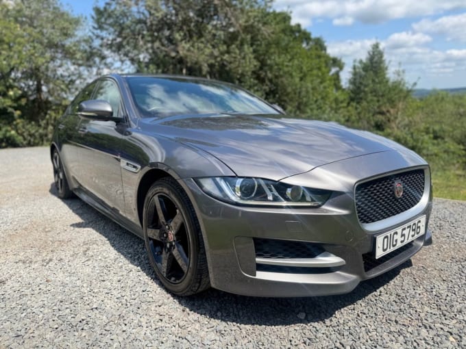2025 Jaguar Xe