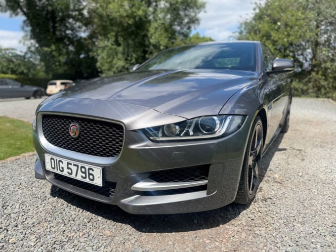 2025 Jaguar Xe