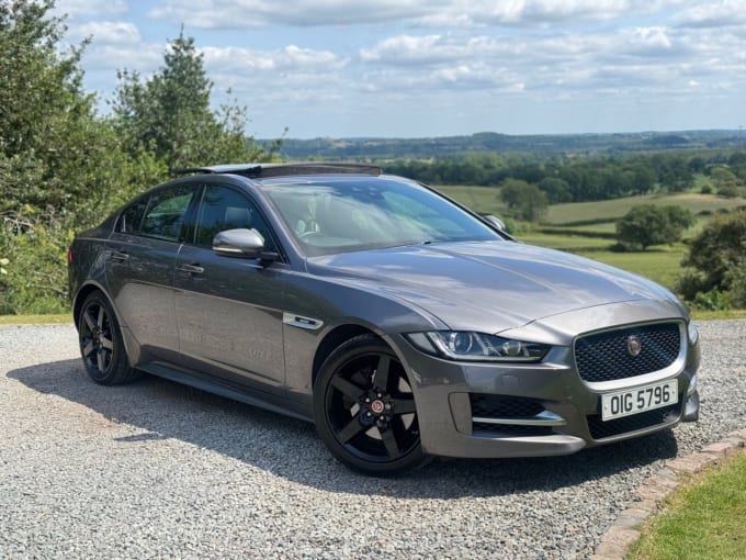 2025 Jaguar Xe