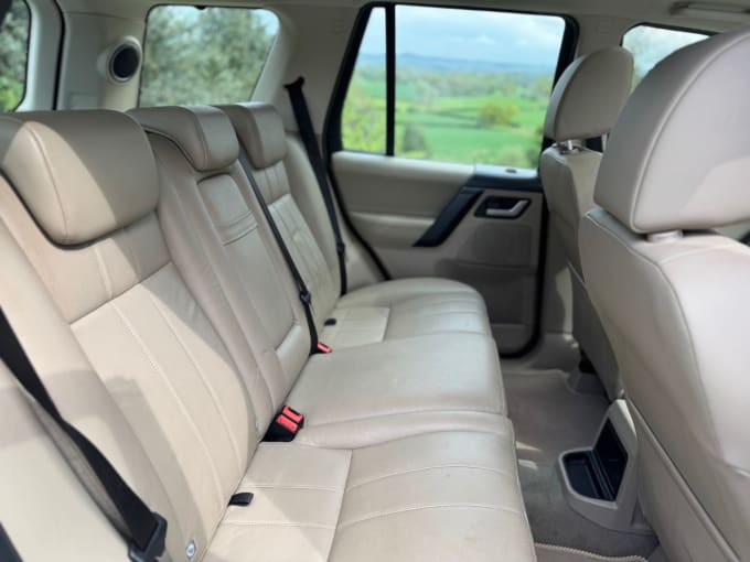 2025 Land Rover Freelander 2